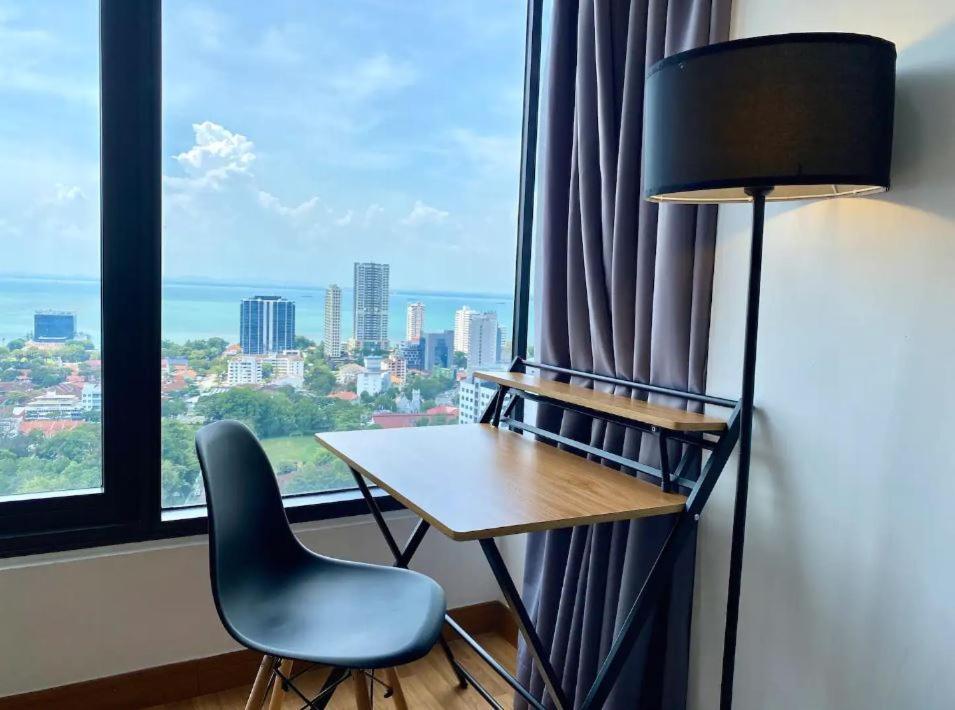 Tropicana 218 Macalister Sea & City View By Staycation Homestay Τζωρτζ Τάουν Εξωτερικό φωτογραφία